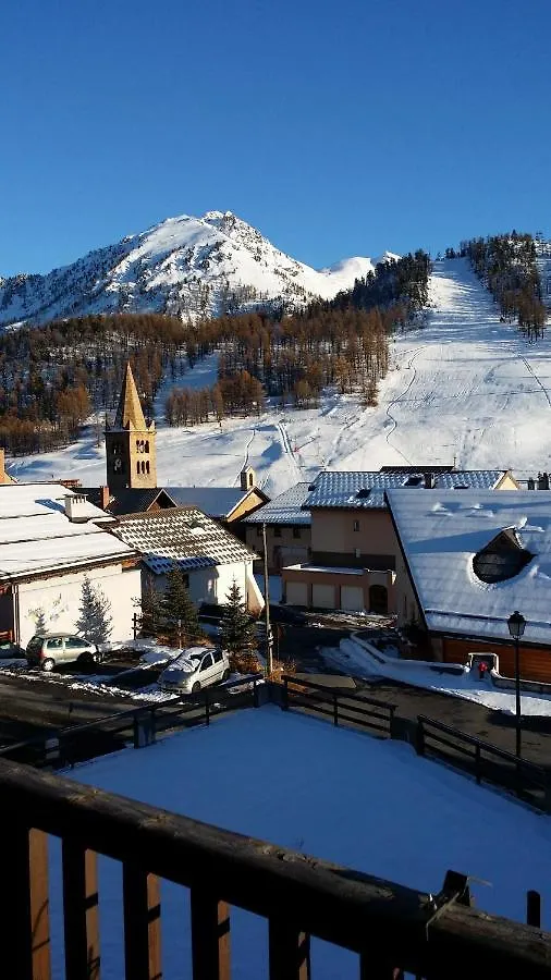 Chalet Plein Sud 0*, Montgenèvre